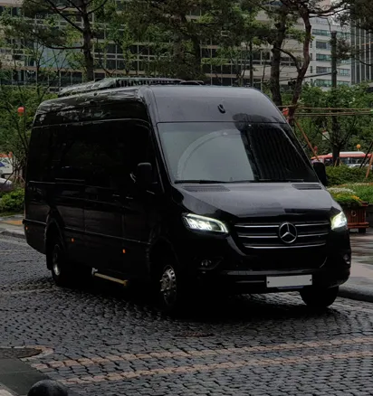 luxury van rental Austin